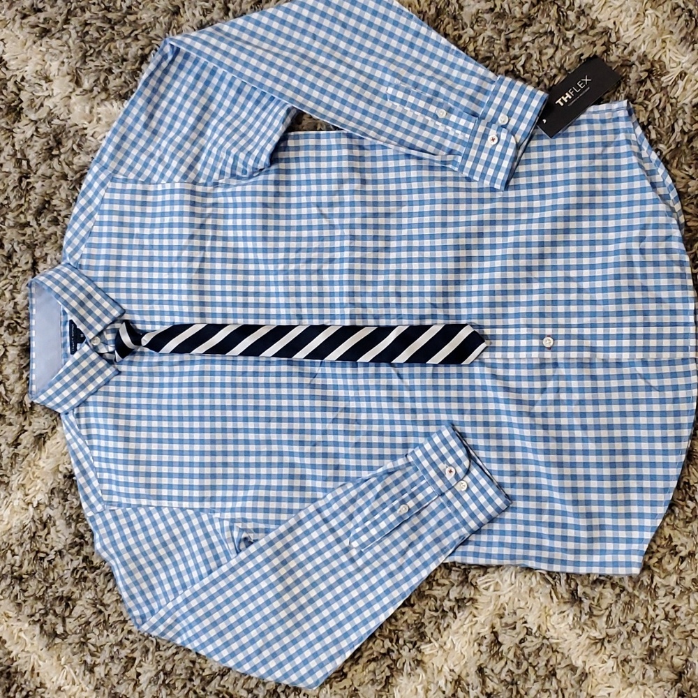 Tommy Hilfiger Dress Shirt And Tie - Picture 2 of 6